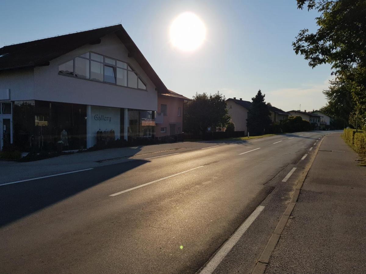 Fado Apartments Lendava Exteriör bild