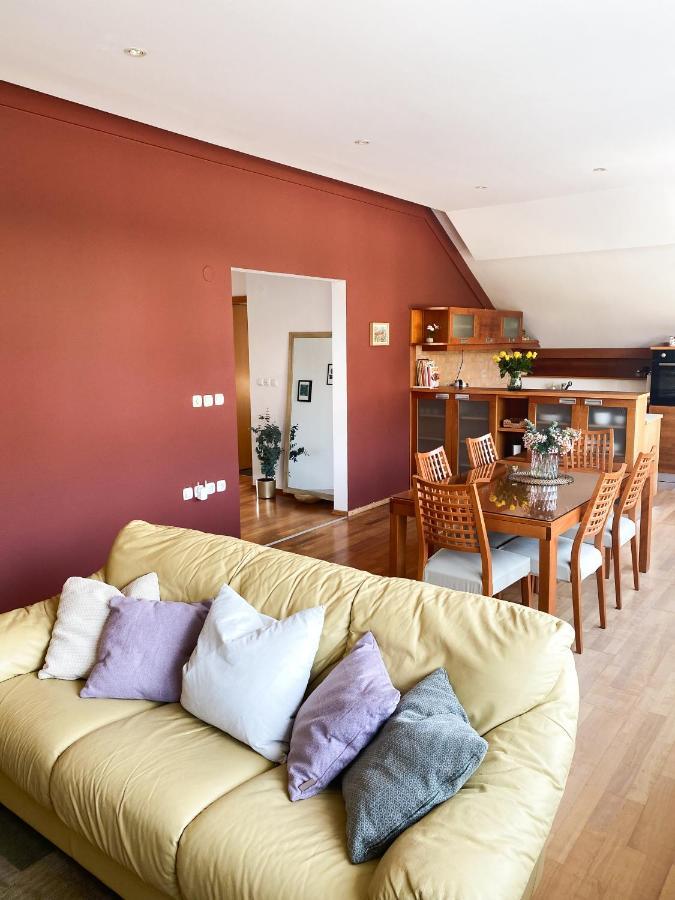 Fado Apartments Lendava Exteriör bild